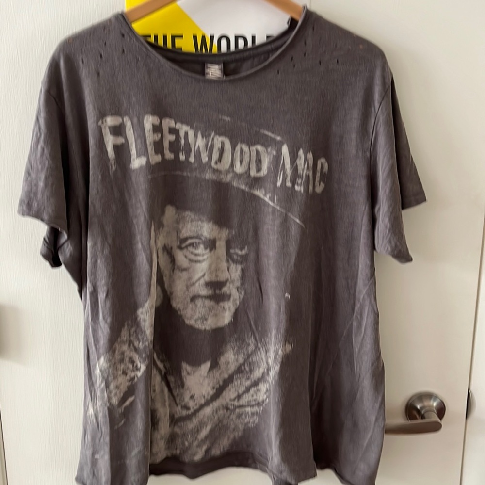 NWT Magnolia Pearl Fleetwood Mac Boyfriend Tee